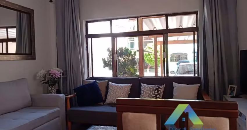 Casa em condomínio fechado com 3 dormitórios e 4 vagas em vila das mercês/sp!