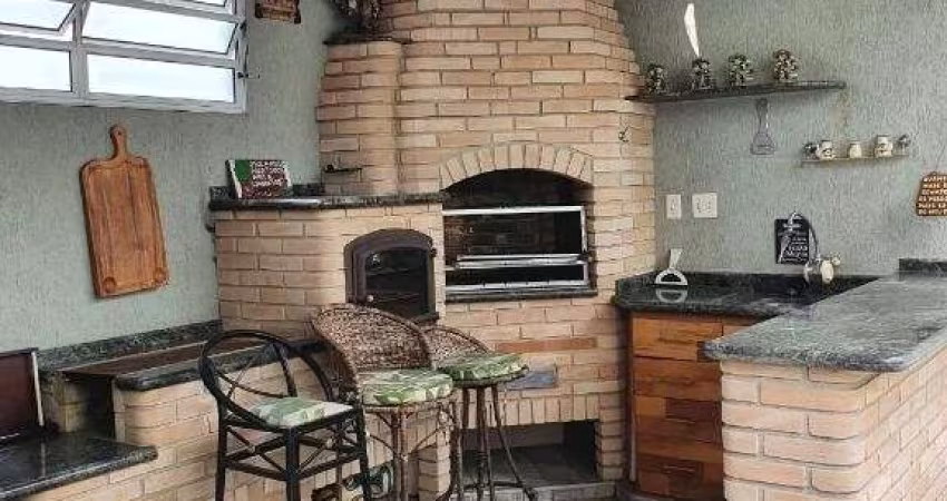 Lindo sobrado 177 metros, com excelente localização 3 dormitórios, 3 vagas, quintal espaço gourmet com ótimo valor !,