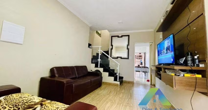 Vila Mariana Sobrado em Vila Fechada com total segurança, 3 dormitórios, 1 vaga espaço gourmet, a 5 minutos da estação do metro Chácara  Klabin.