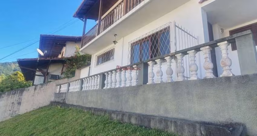 Casa com 4 quartos à venda na Rua Vital Brasil, 90, Panorama, Teresópolis