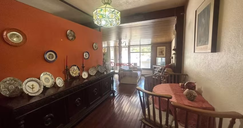 Apartamento com 1 quarto, 55 m² no Alto - Teresópolis/RJ.