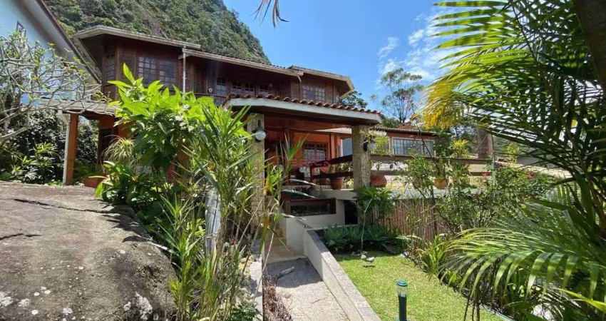 Casa em condomínio fechado com 4 quartos à venda na Rua Euclides da Cunha, 255, Carlos Guinle, Teresópolis