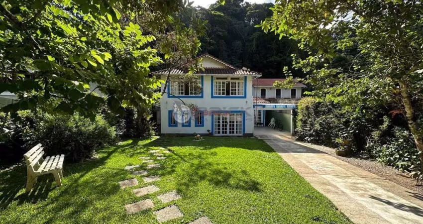 Casa em condomínio fechado com 5 quartos à venda na Avenida Tobias Barreto, 21, Carlos Guinle, Teresópolis