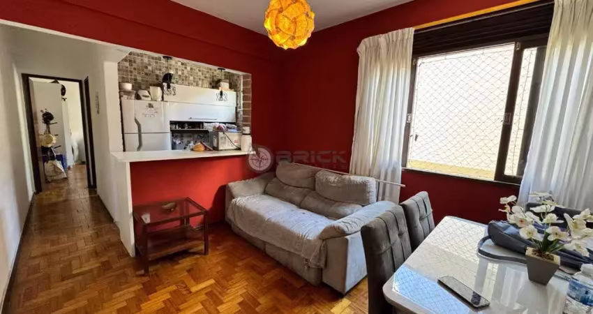 Apartamento para venda de 1 quarto e 33 m³ no Jardim Cascata, Teresópolis/RJ.