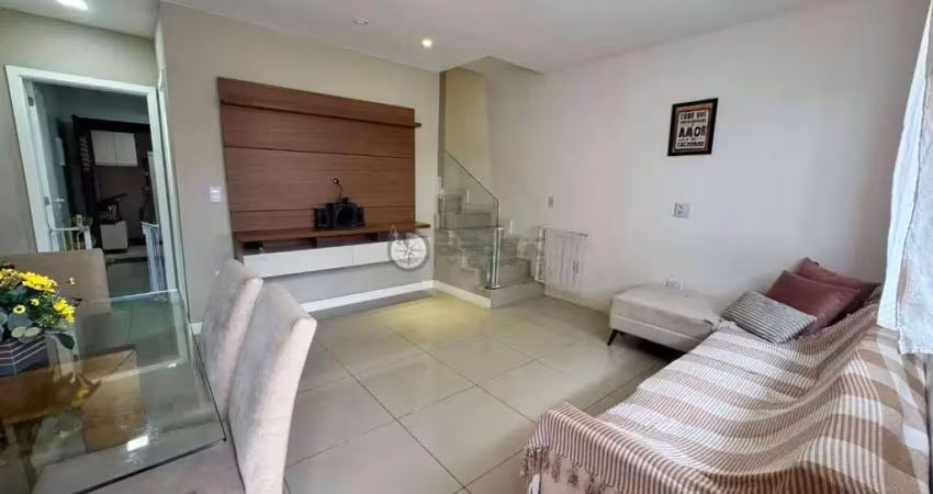 Casa à venda com 2 suítes em condomínio, 117.3 m² em Iucas - Teresópolis/RJ.
