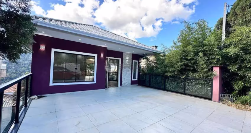 Casa em condomínio à venda com 3 suítes, 150 m² em albuquerque - teresópolis/rj.
