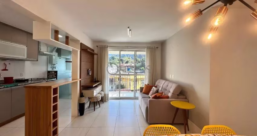Apartamento mobiliado para locação com 2 quartos sendo 1 suíte, 75 m² no jardim cascata - teresópolis/rj.