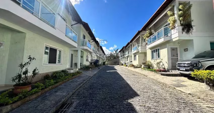 Casa em condomínio à venda com 4 quartos sendo 2 suítes, 138 m² em agriões teresópolis/rj.