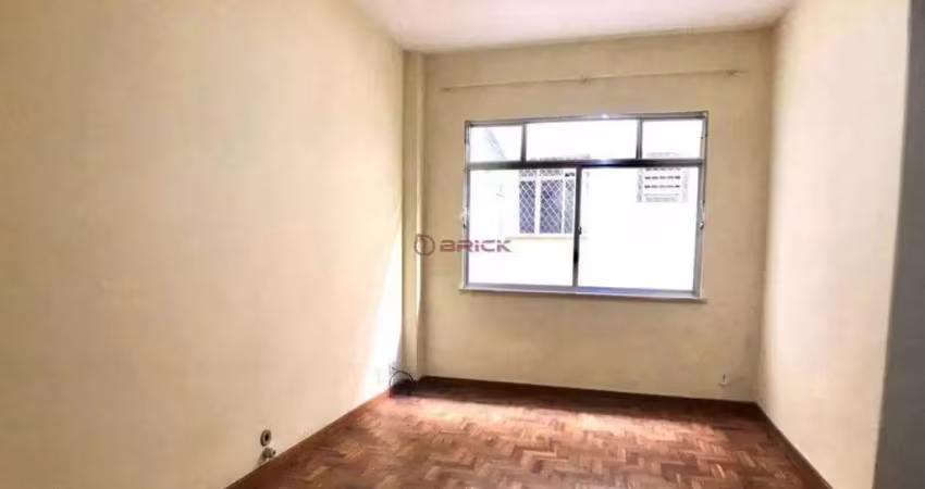Apartamento com 1 quarto + dependência, 55m² no alto - teresópolis/rj