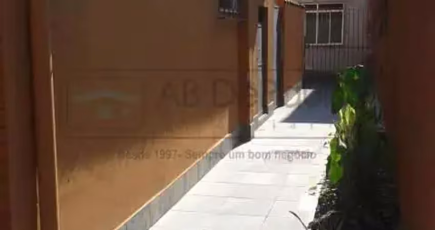 Casa com 3 quartos à venda na Rua Angical, Realengo, Rio de Janeiro