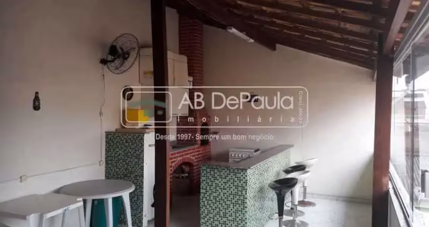 Casa em condomínio fechado com 3 quartos à venda na Rua das Camélias, Vila Valqueire, Rio de Janeiro