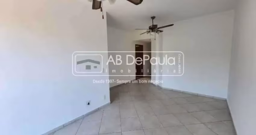 Apartamento com 2 quartos à venda na Rua Quiririm, Vila Valqueire, Rio de Janeiro