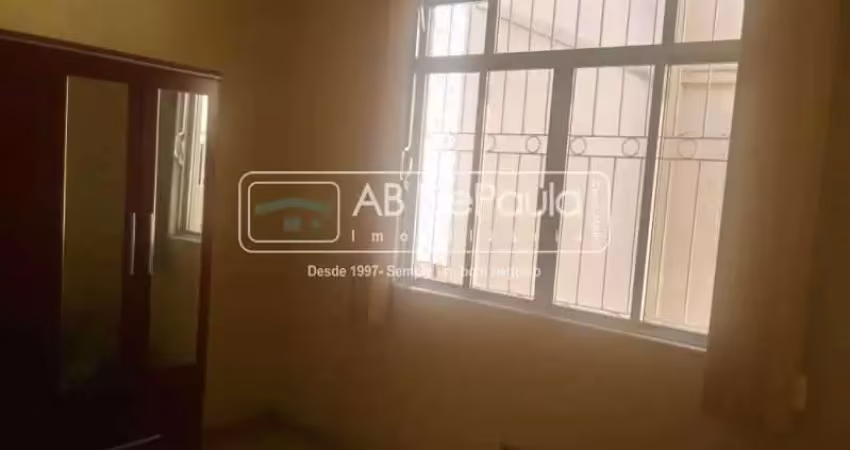 Apartamento com 3 quartos à venda na Rua Ouro Branco, Vila Valqueire, Rio de Janeiro
