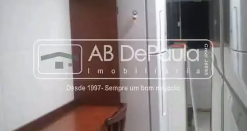 Apartamento com 3 quartos à venda na Rua Jambeiro, Vila Valqueire, Rio de Janeiro