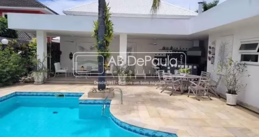 Casa em condomínio fechado com 4 quartos à venda na Rua Zeno Zani, Barra da Tijuca, Rio de Janeiro
