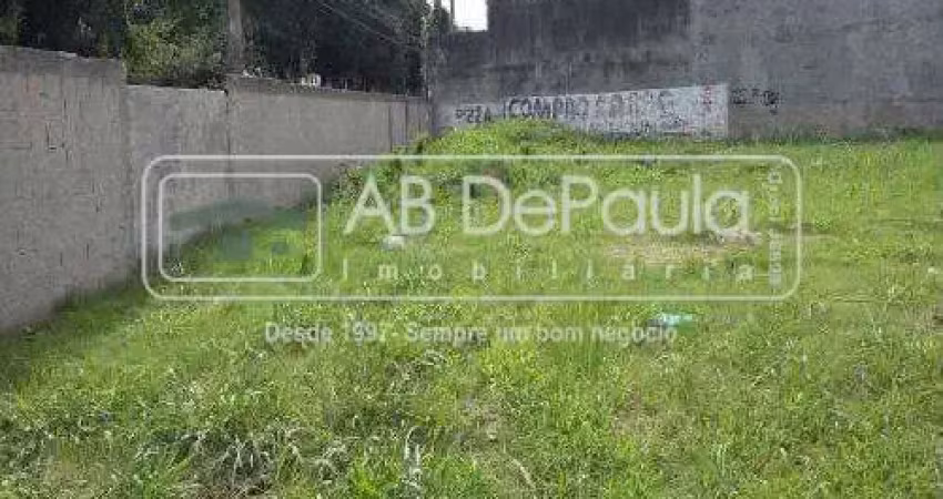 Terreno à venda na Avenida Alberico Dinis, Jardim Sulacap, Rio de Janeiro