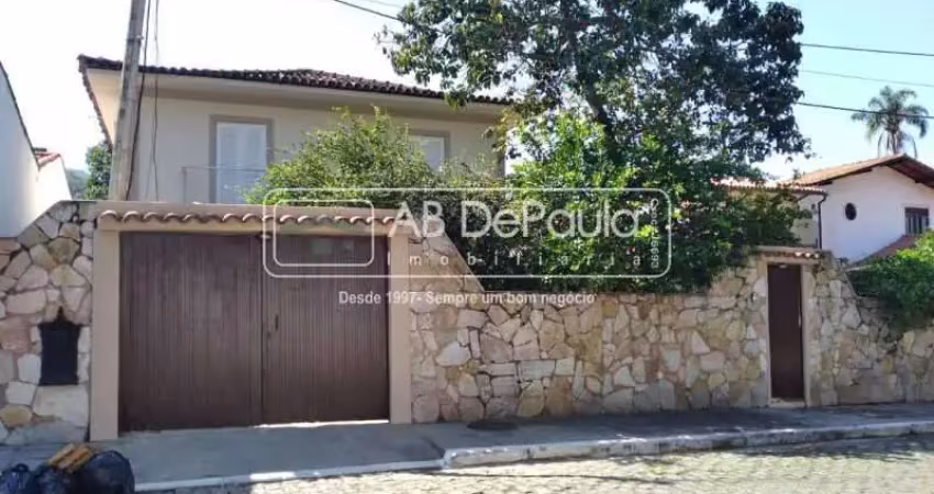 Casa em condomínio fechado com 4 quartos à venda na Rua Renato Carneiro Campos, Taquara, Rio de Janeiro