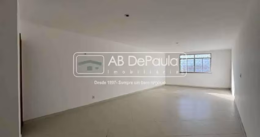 Sala comercial com 1 sala para alugar na Estrada do Realengo, Realengo, Rio de Janeiro