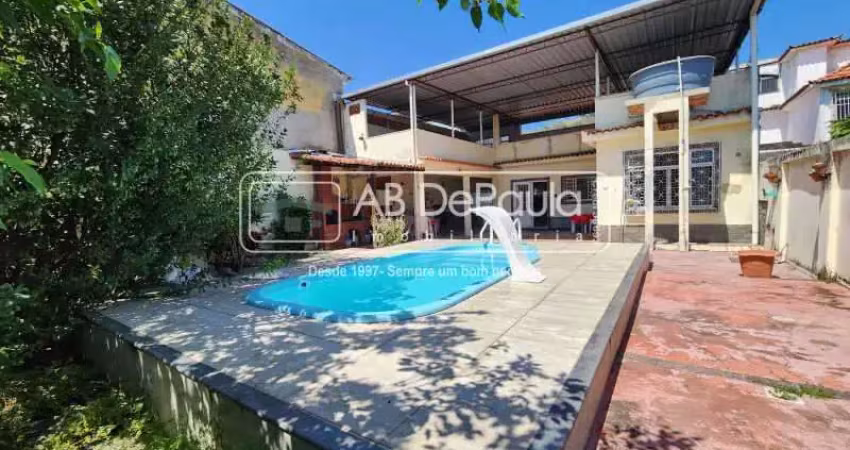 Casa com 4 quartos à venda na Rua Olímpio de Castro, Jardim Sulacap, Rio de Janeiro