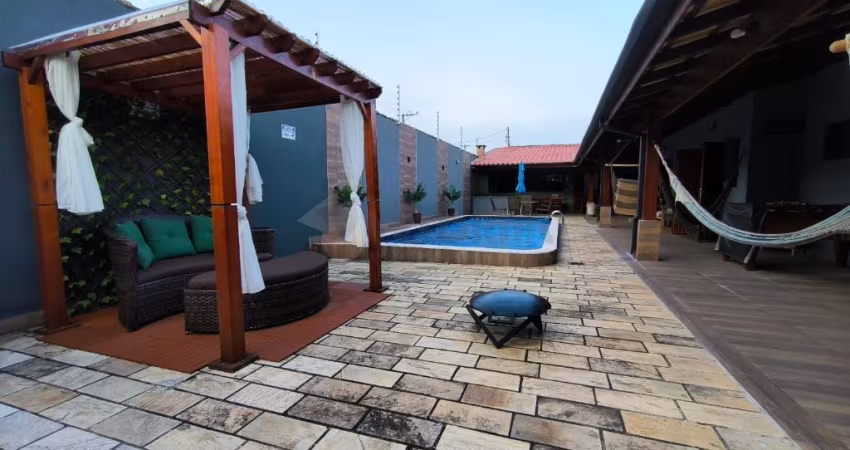 Casa com 3 Suítes, Prainha  Caraguatatuba SP