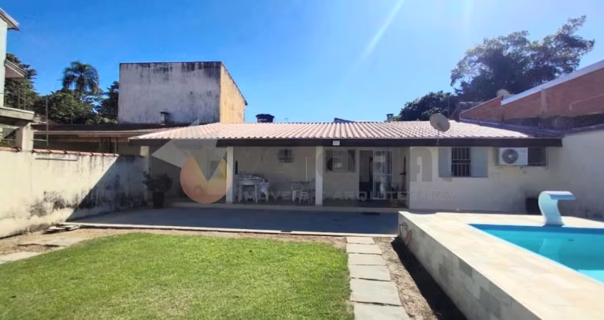 Casa com 2 Dormitórios, Jardim das Gaivotas  Caraguatatuba