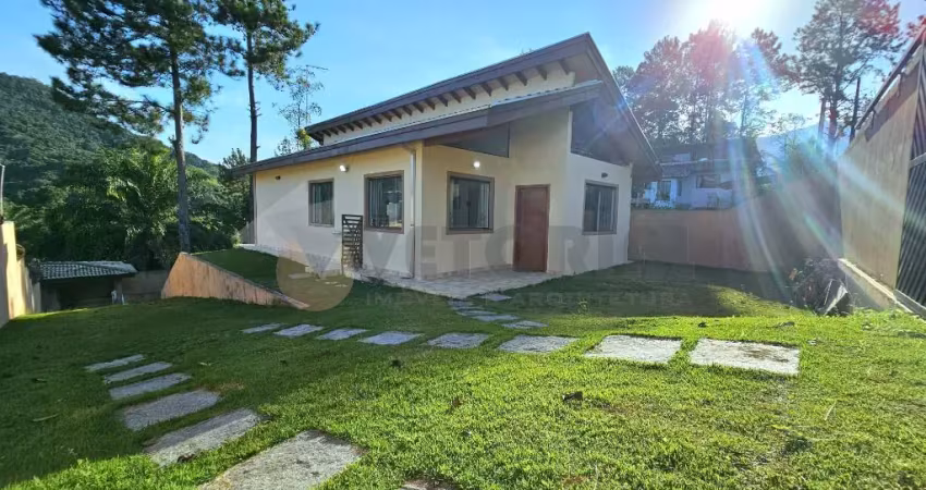 Casa com 3 dormitórios e piscina, jardim capricórnio  caraguatatuba sp