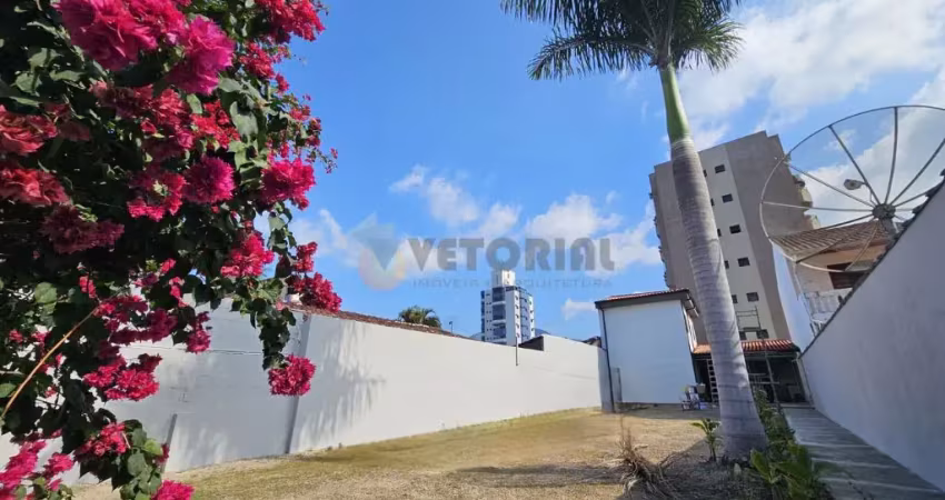 Casa com 2 quartos à venda na Avenida Anchieta, 300, Centro, Caraguatatuba