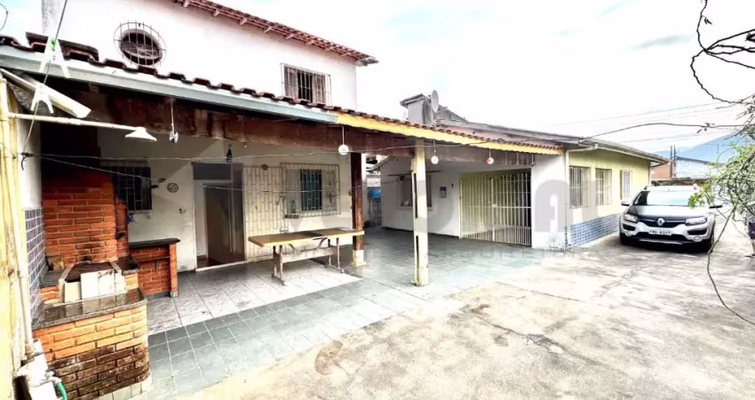 Casa com 4 quartos à venda na Avenida Acre, 300, Indaiá, Caraguatatuba