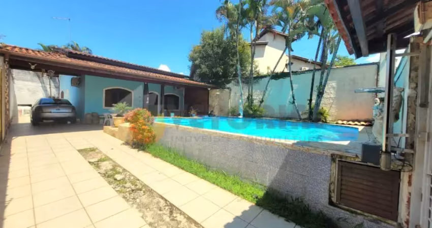 Casa com 2 dormitórios e piscina, martim de sá  caraguatatuba sp