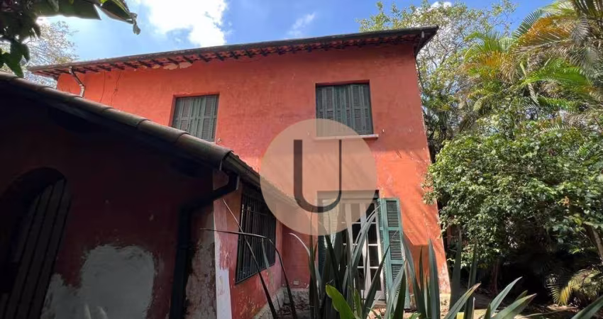 Oportunidade Exclusiva no Jardim América Terreno de esquina totalmente plano, com 572 m² e uma testada de 20 metros, localizado em um dos bairros mais
