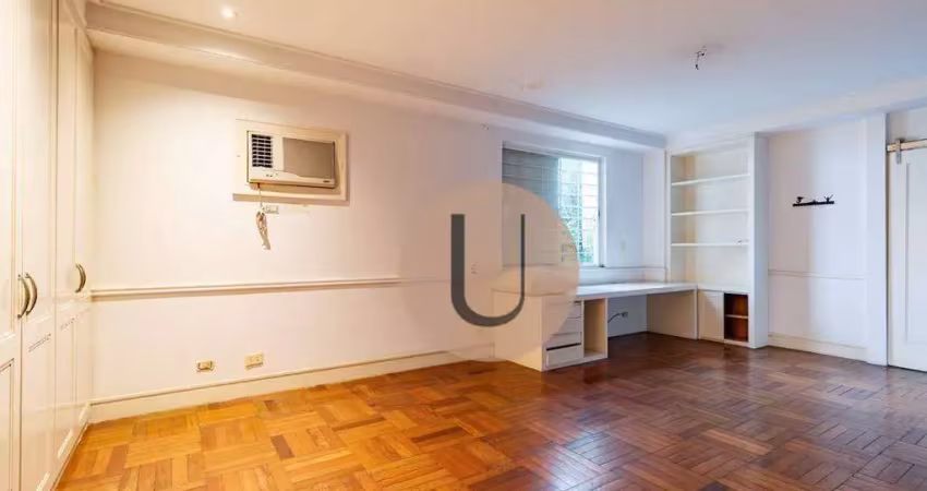 Oportunidade Imperdível no Jardim Europa – Casa Duplex em Terreno de 1.000m² com Potencial para Novo Projeto Localizada em uma das ruas mais tranquila