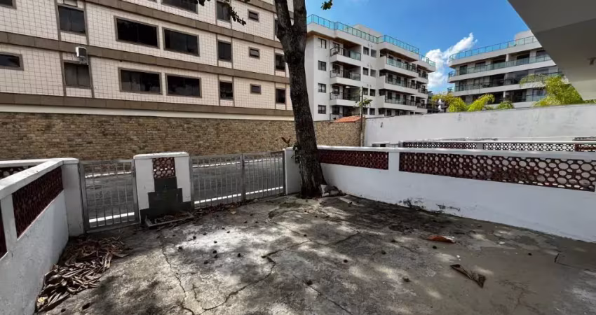Casa 3 quartos 100 metros da praia do forte. vila nova - cabo frio - rj