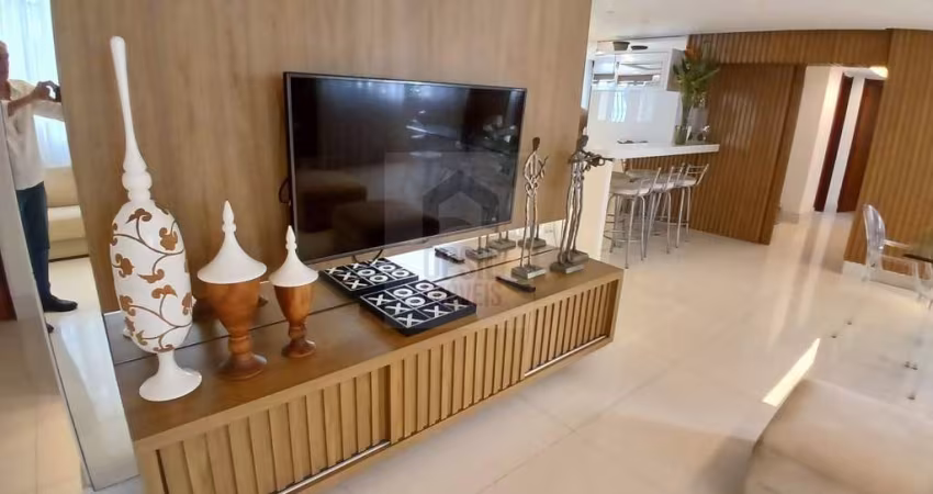 Apartamento para Venda em Niterói, Icaraí, 3 dormitórios, 1 suíte, 3 banheiros, 1 vaga