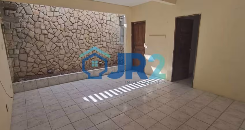 Casa Exclusiva na Rua Lopes de Carvalho – Madalena