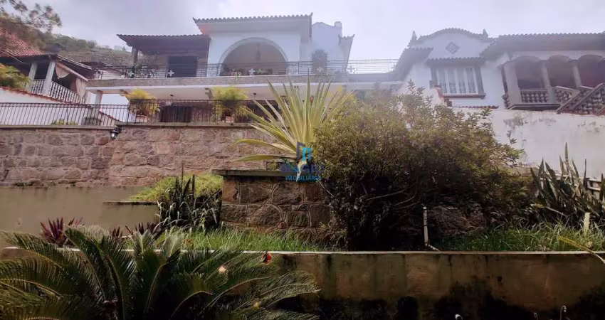 Casa com 3 suítes à venda com 476 m² por r$ 1.579.999,00 no grajaú, rio de janeiro / rj