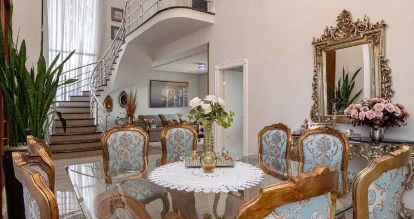Sobrado de luxo à venda no Jardim Paris, em Maringá, por R$ 1.650.000,00
