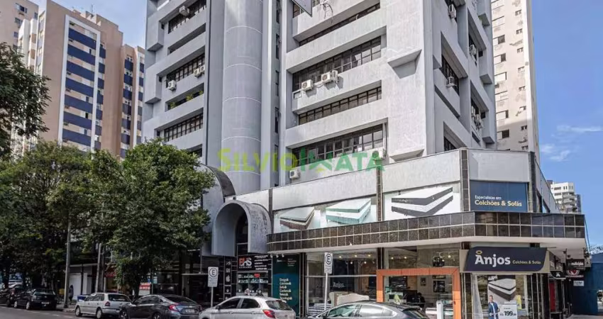 Sala a venda no Edificio Marquezine, Zona 01
