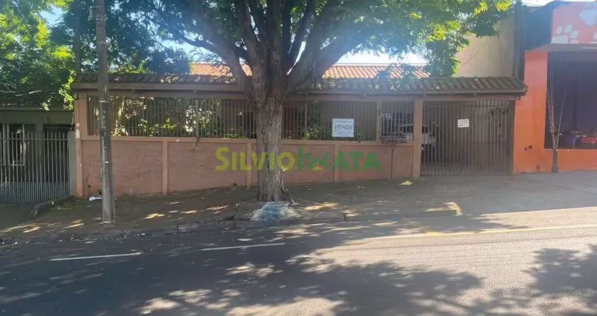 CASA AMPLA EM LOCALIZAÇÃO PRIVILEGIADA  JARDIM IPANEMA