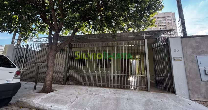 EXCELENTE CASA DE 03 QUARTOS SENDO 01 SUÍTE,  PARA MORAR NA VILA NOVA PRÓXIMO À AVENIDA COLOMBO, AV. TUIUTI.