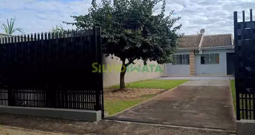 Casa Térrea com Amplo Terreno à Venda  Portal das Torres | Maringá/PR