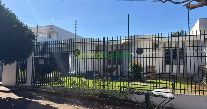 Excelente casa comercial de 566 m² para alugar na zona 05, próximo à praça pio xii (praça das antenas).