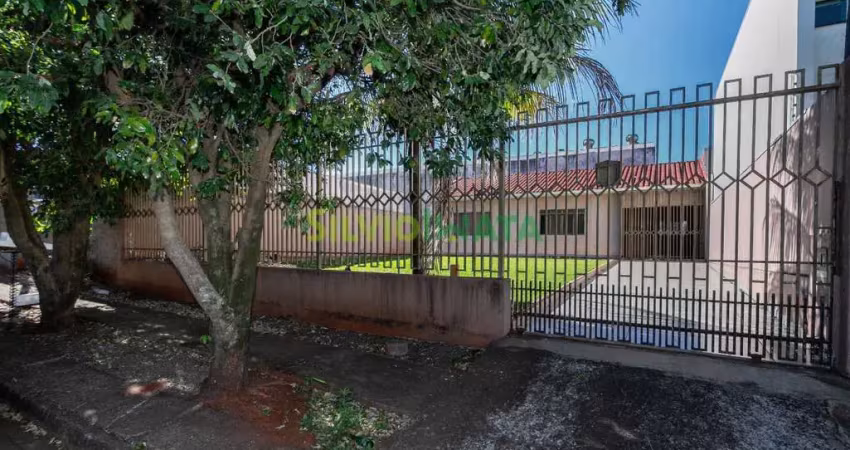 Excelente casa de 02 quartos para morar  no jardim colina verde.
