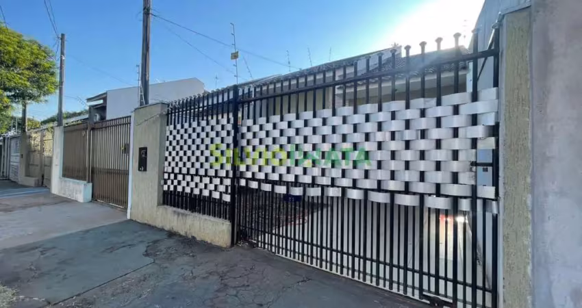 Excelente casa de 03 quartos, para morar no jardim alvorada.