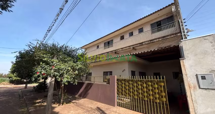 Vende-se pavilhão comercial com  barracão, apartamento térreo e apartamento na sobreloja