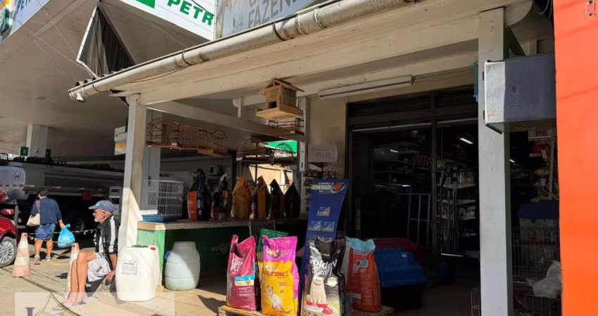 Ponto comercial  em Centro  -  Paty do Alferes