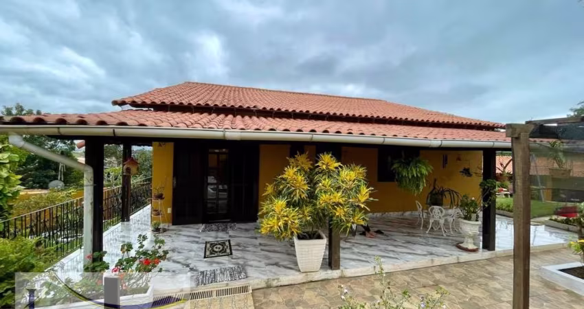 Casa em Centro - Paty do Alferes, RJ