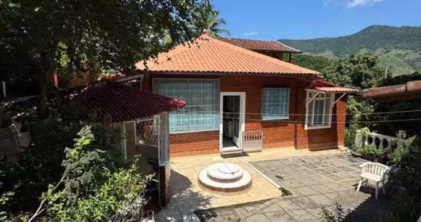 Casa com 6 quartos à venda no Santa Branca, Miguel Pereira 