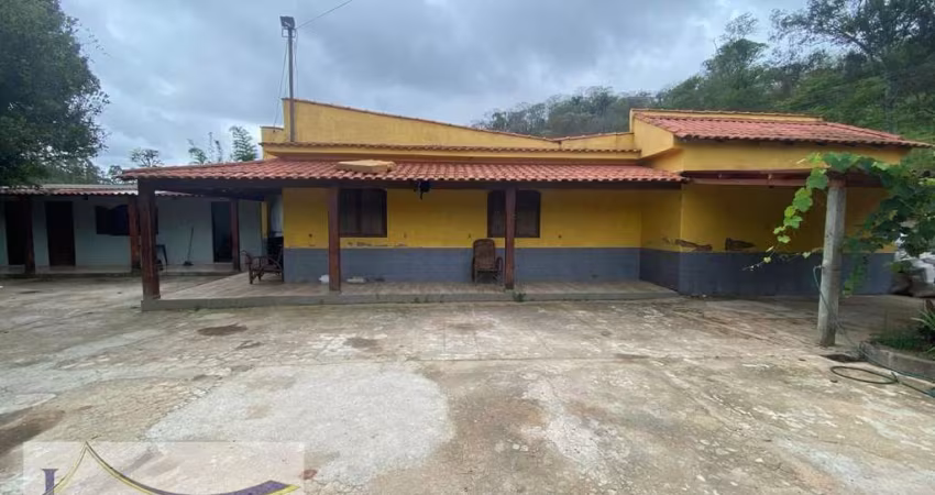 Casa em Arcozelo  -  Paty do Alferes