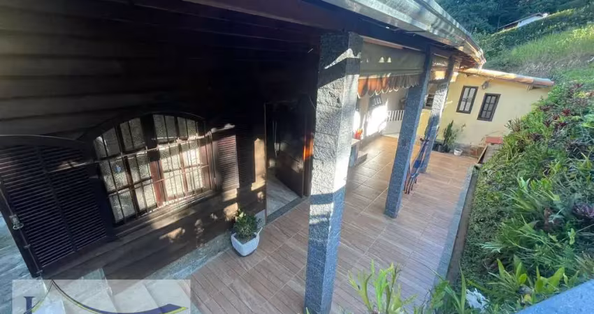 Casa com 3 quartos à venda no Jardim Chave de Ouro, Paty do Alferes 