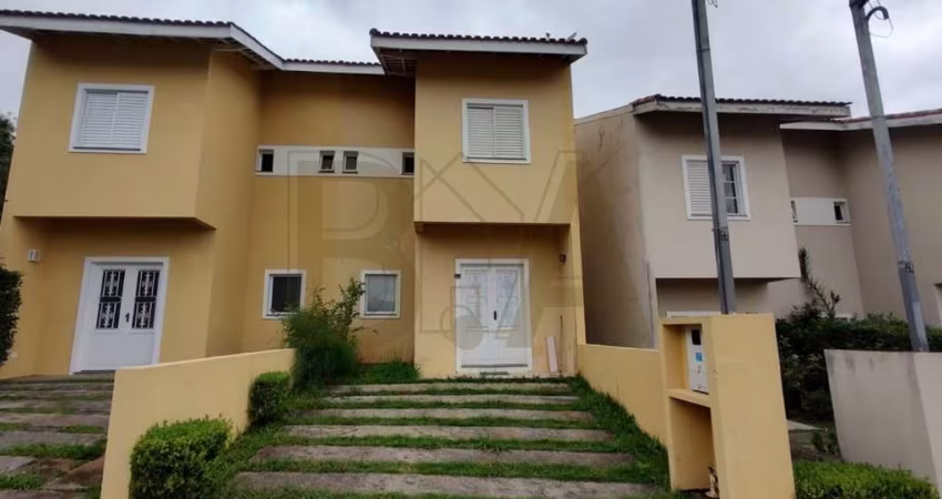casa 2 dorm 1 suite, semi isolada, localização privilegiada